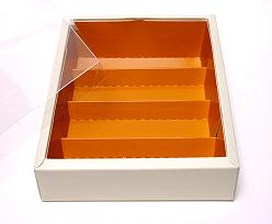Macaron box 4 row ivory caramel Cairo