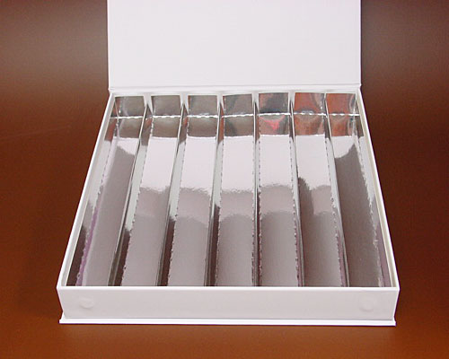 LuxBox magnet L245xW245xH30mm Best Wishes white