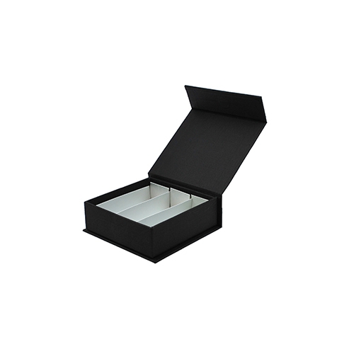 LuxBox magnet L95xW95xH30mm Embossed black LuxBox magnet L95xW95xH30mm Embossed black