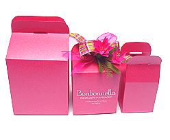 Cubebox handle small 75x75x75mm candy with goldcarton